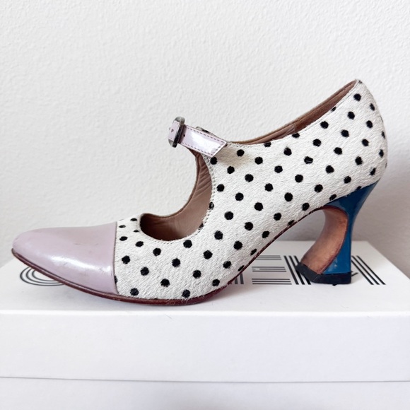 John Fluevog Malala White Pony Dot Heels, size 6 - Picture 3 of 16